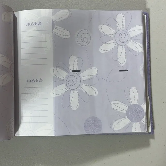Floral Patterned Purple Album new - Picture 2 of 2